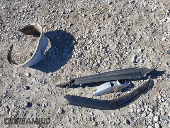 ✅ 2012 Toyota 4Runner SR5 • VIN: JTEBU5JR7C5101885 • Лот: 43619611. Опубликован ранее на IAAI с пробегом Не указан. Бесплатный доступ к архиву аукционных продаж из США и подробный отчёт об истории автомобиля на DreamBid. Изображение 12.