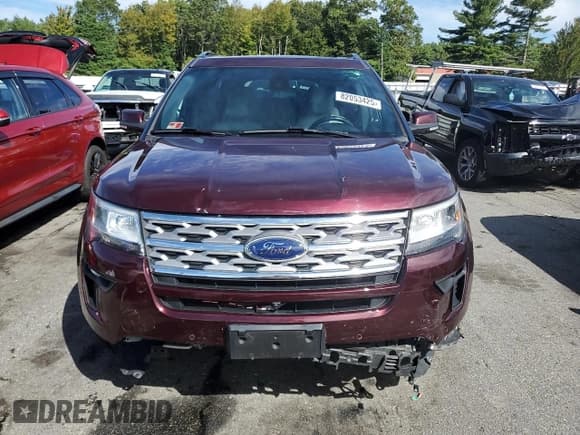 ✅ 2018 Ford Explorer Limited • VIN: 1FM5K8F8XJGB52772 • Lot: 82053425. Wystawiony na Copart z przebiegiem 73 499 mil. Bezpłatny archiwum sprzedaży aukcyjnych z USA i szczegółowy raport historii pojazdu na DreamBid. Zdjęcie 5.