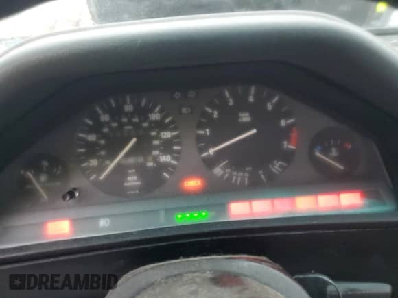 1988 BMW 3 Series с VIN WBABB2306J8855814, выставлен на аукционе Copart как лот 90883585 с пробегом 109 831 миль миль и Чистый • Clean title. История ставок и продаж доступна на DreamBid. Изображение 10.