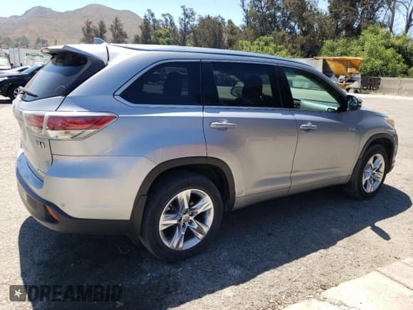 ✅ 2014 Toyota Highlander Limited • VIN: 5TDDCRFH0ES006895 • Лот: 67978145. Опубликован ранее на Copart с пробегом 218 938 миль. Бесплатный доступ к архиву аукционных продаж из США и подробный отчёт об истории автомобиля на DreamBid. Изображение 3.