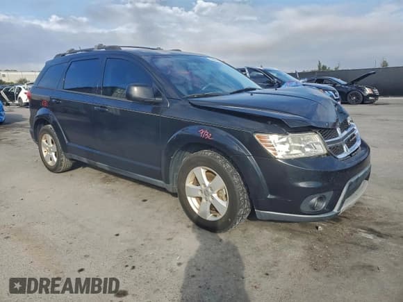 ✅ 2012 Dodge Journey SXT • VIN: 3C4PDCBG4CT395760 • Lot: 95829845. Wystawiony na Copart z przebiegiem 103 256 mil. Bezpłatny archiwum sprzedaży aukcyjnych z USA i szczegółowy raport historii pojazdu na DreamBid. Zdjęcie 4.