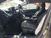 ✅ 2017 Chevrolet Volt LT • VIN: 1G1RA6S59HU207418 • Lot: 55622824. Wystawiony na Copart z przebiegiem 74 657 mil. Bezpłatny archiwum sprzedaży aukcyjnych z USA i szczegółowy raport historii pojazdu na DreamBid. Zdjęcie 7.