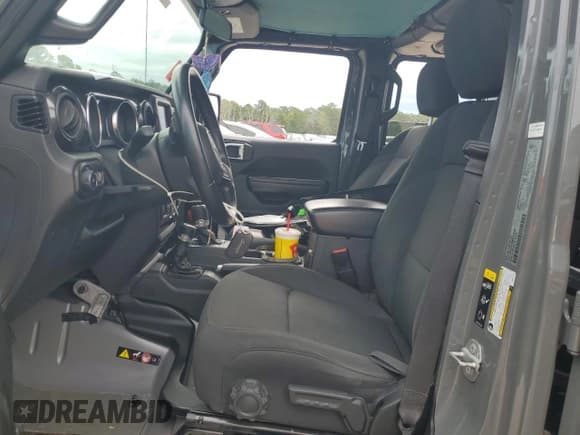 ✅ 2021 Jeep Wrangler Unlimited Sport Altitude • VIN: 1C4HJXDN5MW519725 • Лот: 85559695. Опубликован ранее на Copart с пробегом 91 713 миль. Бесплатный доступ к архиву аукционных продаж из США и подробный отчёт об истории автомобиля на DreamBid. Изображение 7.