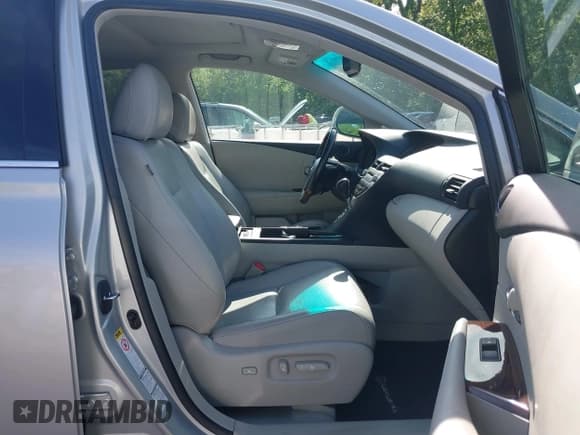 ✅ 2012 Lexus RX 350 • VIN: 2T2BK1BA5CC129663 • Lot: 42198701. Listed on IAAI with 156,525 mi. Free auction sales archive from the USA and detailed vehicle history report at DreamBid. Image 5.