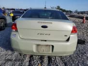 ✅ 2010 Ford Focus SE • VIN: 1FAHP3FN0AW149645 • Lot: 91670345. Wystawiony na Copart z przebiegiem Nie podano. Bezpłatny archiwum sprzedaży aukcyjnych z USA i szczegółowy raport historii pojazdu na DreamBid. Zdjęcie 6.