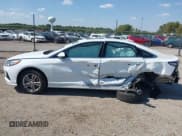 ✅ 2018 Hyundai Sonata SEL • VIN: 5NPE34AF3JH652445 • Lot: 43332202. Wystawiony na IAAI z przebiegiem 83 617 mil. Bezpłatny archiwum sprzedaży aukcyjnych z USA i szczegółowy raport historii pojazdu na DreamBid. Zdjęcie 15.