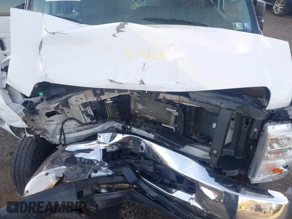 ✅ 2014 Ford Econoline Cargo Commercial • VIN: 1FTNE2EWXEDA69326 • Lot: 43748593. Wystawiony na IAAI z przebiegiem 139 521 mil. Bezpłatny archiwum sprzedaży aukcyjnych z USA i szczegółowy raport historii pojazdu na DreamBid. Zdjęcie 10.