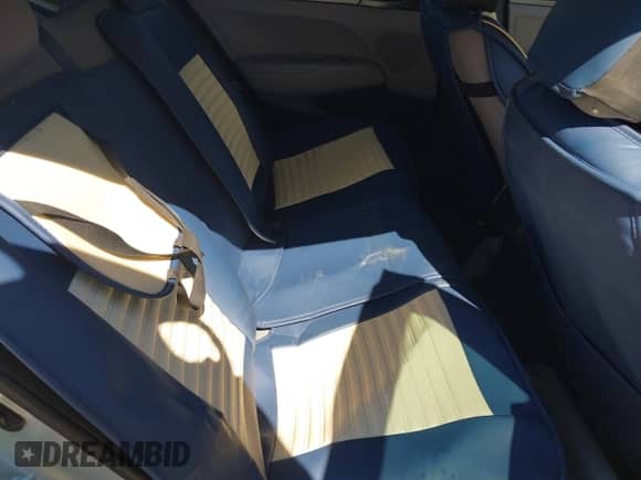 2017 Hyundai Elantra SE z VIN 5NPD74LF2HH196932, wystawiony jako IAAI lot #43449686 z przebiegiem 120 567 mil mil oraz . Historia ofert i sprzedaży dostępna na DreamBid. Obrazek 8.