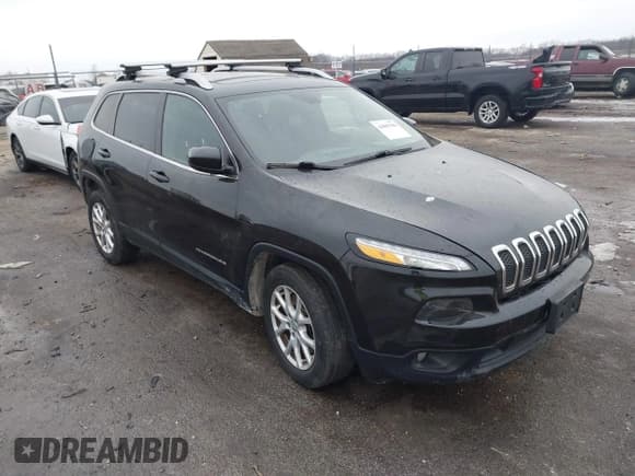 ✅ 2014 Jeep Cherokee Latitude • VIN: 1C4PJLCB5EW126840 • Лот: 43899706. Опубликован ранее на IAAI с пробегом 203 957 миль. Бесплатный доступ к архиву аукционных продаж из США и подробный отчёт об истории автомобиля на DreamBid. Изображение 1.