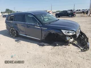 ✅ 2020 Lincoln Aviator Reserve • VIN: 5LM5J7XCXLGL01343 • Lot: 64863213. Listed on Copart with Not provided. Free auction sales archive from the USA and detailed vehicle history report at DreamBid. Image 4.