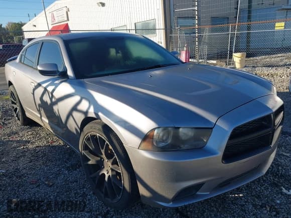 ✅ 2014 Dodge Charger RT Plus • VIN: 2C3CDXDT1EH248621 • Lot: 43411845. Wystawiony na IAAI z przebiegiem 112 533 mil. Bezpłatny archiwum sprzedaży aukcyjnych z USA i szczegółowy raport historii pojazdu na DreamBid. Zdjęcie 1.