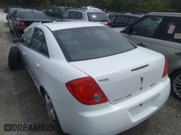 ✅ 2010 Pontiac G6 1SB • VIN: 1G2ZA5E04A4127584 • Lot: 36772381. Wystawiony na IAAI z przebiegiem Nie podano. Bezpłatny archiwum sprzedaży aukcyjnych z USA i szczegółowy raport historii pojazdu na DreamBid. Zdjęcie 3.