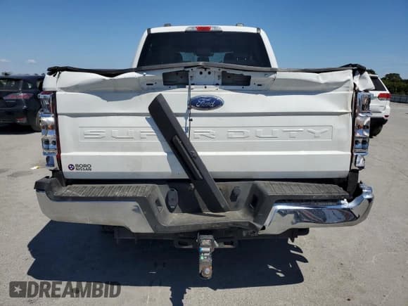 ✅ 2022 Ford F-250 XL • VIN: 1FT7W2BT9NEF29862 • Lot: 70852485. Listed on Copart with 61,985 mi. Free auction sales archive from the USA and detailed vehicle history report at DreamBid. Image 6.