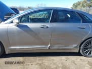 ✅ 2016 Lincoln MKZ • VIN: 3LN6L2JK9GR628786 • Lot: 41738293. Listed on IAAI with 80,181 mi. Free auction sales archive from the USA and detailed vehicle history report at DreamBid. Image 6.