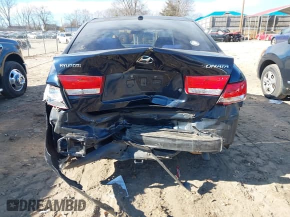 ✅ 2008 Hyundai Sonata GLS • VIN: 5NPET46C38H330980 • Лот: 41355527. Опубликован ранее на IAAI с пробегом 169 596 миль. Бесплатный доступ к архиву аукционных продаж из США и подробный отчёт об истории автомобиля на DreamBid. Изображение 6.