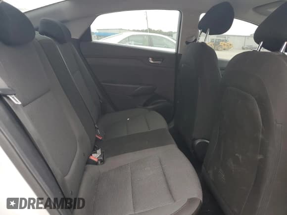 ✅ 2018 Hyundai Accent SEL • VIN: 3KPC24A31JE033105 • Лот: 73231724. Опубликован ранее на Copart с пробегом 63 859 миль. Бесплатный доступ к архиву аукционных продаж из США и подробный отчёт об истории автомобиля на DreamBid. Изображение 10.