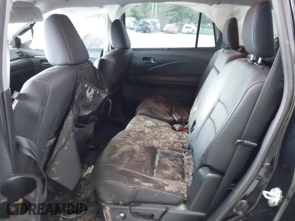 ✅ 2022 Honda Pilot Special Edition • VIN: 5FNYF6H24NB056641 • Lot: 43532928. Listed on IAAI with 34,371 mi. Free auction sales archive from the USA and detailed vehicle history report at DreamBid. Image 8.