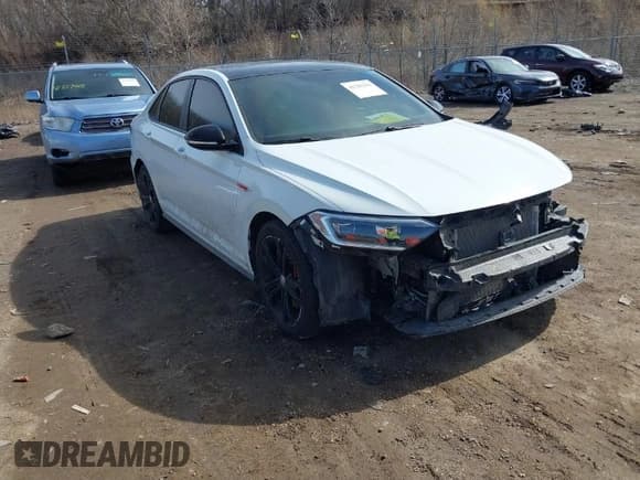 ✅ 2020 Volkswagen Jetta S • VIN: 3VW6T7BU0LM106098 • Лот: 41765331. Опубликован ранее на IAAI с пробегом 95 744 миль. Бесплатный доступ к архиву аукционных продаж из США и подробный отчёт об истории автомобиля на DreamBid. Изображение 1.