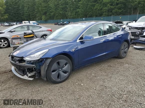 ✅ 2020 Tesla Model 3 Long Range • VIN: 5YJ3E1EBXLF617698 • Лот: 60532125. Опубликован ранее на Copart с пробегом 28 841 миль. Бесплатный доступ к архиву аукционных продаж из США и подробный отчёт об истории автомобиля на DreamBid. Изображение 1.