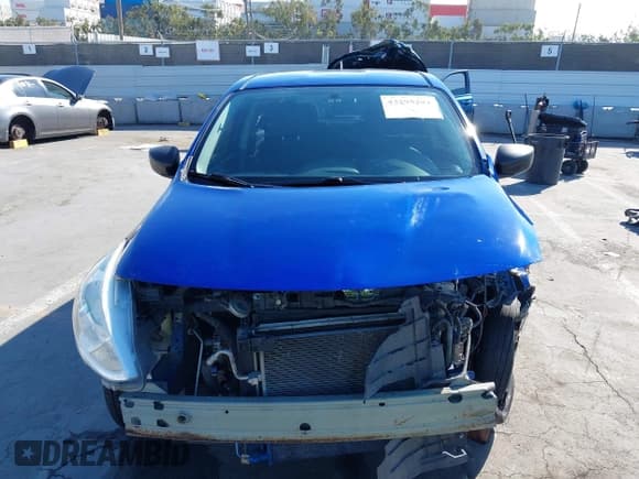 ✅ 2017 Nissan Versa SV • VIN: 3N1CN7AP4HL858186 • Лот: 43295201. Опубликован ранее на IAAI с пробегом 215 499 миль. Бесплатный доступ к архиву аукционных продаж из США и подробный отчёт об истории автомобиля на DreamBid. Изображение 13.