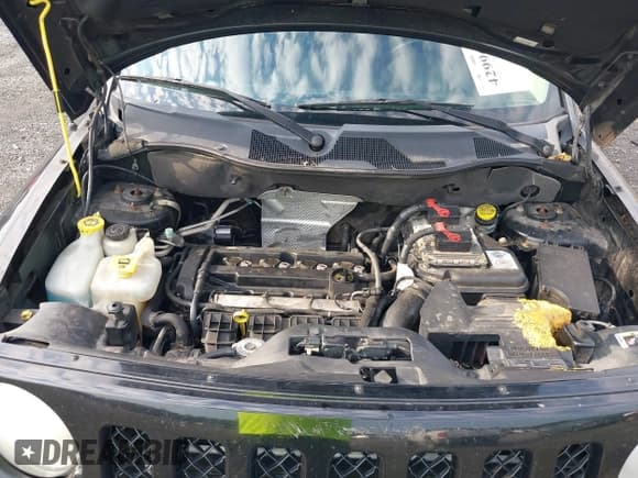 ✅ 2014 Jeep Patriot Latitude • VIN: 1C4NJPFA1ED758599 • Lot: 42996451. Wystawiony na IAAI z przebiegiem 195 177 mil. Bezpłatny archiwum sprzedaży aukcyjnych z USA i szczegółowy raport historii pojazdu na DreamBid. Zdjęcie 10.