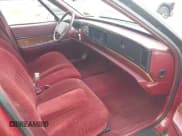 ✅ 1992 Buick LeSabre Custom • VIN: 1G4HP53L7NH442893 • Lot: 43843678. Wystawiony na IAAI z przebiegiem 127 971 mil. Bezpłatny archiwum sprzedaży aukcyjnych z USA i szczegółowy raport historii pojazdu na DreamBid. Zdjęcie 5.