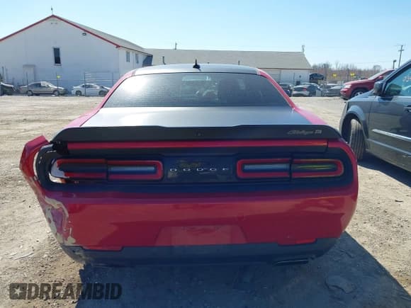 ✅ 2017 Dodge Challenger R/T • VIN: 2C3CDZBT8HH601004 • Лот: 41768758. Опубликован ранее на IAAI с пробегом 60 659 миль. Бесплатный доступ к архиву аукционных продаж из США и подробный отчёт об истории автомобиля на DreamBid. Изображение 16.