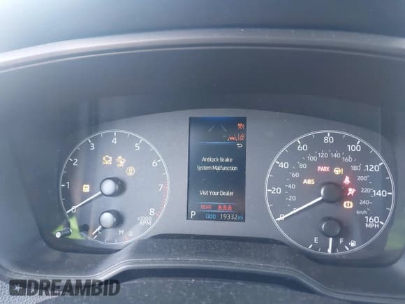 ✅ 2024 Toyota Corolla LE • VIN: 5YFB4MDE1RP137137 • Lot: 43477771. Listed on IAAI with 19,332 mi. Free auction sales archive from the USA and detailed vehicle history report at DreamBid. Image 7.