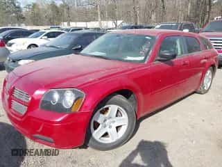 2005 Dodge Magnum SE с VIN 2D4FV48V75H535982, выставлен на аукционе IAAI как лот 41789722 с пробегом Не указан миль и . История ставок и продаж доступна на DreamBid. Изображение 2.