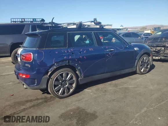✅ 2018 MINI Clubman Cooper S • VIN: WMWLN9C51J2E50594 • Lot: 87117155. Wystawiony na Copart z przebiegiem 100 123 mil. Bezpłatny archiwum sprzedaży aukcyjnych z USA i szczegółowy raport historii pojazdu na DreamBid. Zdjęcie 3.