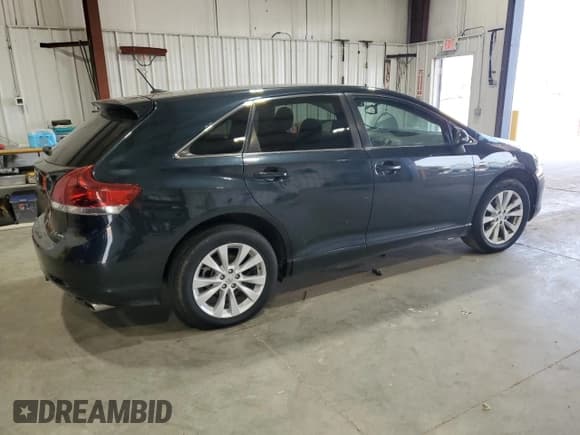 ✅ 2015 Toyota Venza LE • VIN: 4T3BA3BB3FU071137 • Lot: 61089945. Listed on Copart with 229,482 mi. Free auction sales archive from the USA and detailed vehicle history report at DreamBid. Image 3.