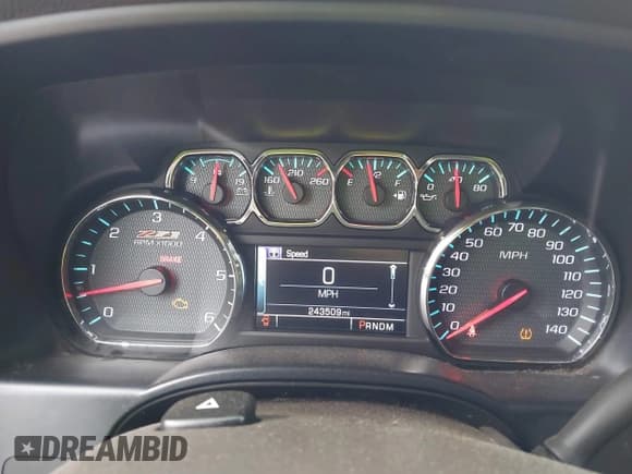 ✅ 2014 Chevrolet Silverado 1500 LT • VIN: 3GCUKREC5EG493728 • Lot: 41710490. Wystawiony na IAAI z przebiegiem 243 509 mil. Bezpłatny archiwum sprzedaży aukcyjnych z USA i szczegółowy raport historii pojazdu na DreamBid. Zdjęcie 7.