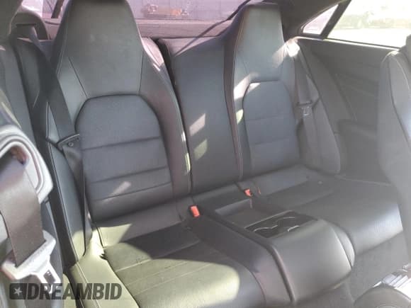 ✅ 2014 Mercedes-Benz E 350 • VIN: WDDKJ5KB1EF272990 • Lot: 82731595. Wystawiony na Copart z przebiegiem 59 523 mil. Bezpłatny archiwum sprzedaży aukcyjnych z USA i szczegółowy raport historii pojazdu na DreamBid. Zdjęcie 10.