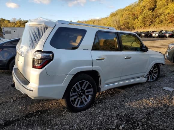 ✅ 2024 Toyota 4Runner Limited • VIN: JTEKU5JR9R6236630 • Лот: 85913935. Опубликован ранее на Copart с пробегом 33 604 миль. Бесплатный доступ к архиву аукционных продаж из США и подробный отчёт об истории автомобиля на DreamBid. Изображение 3.