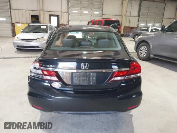✅ 2014 Honda Civic EX • VIN: 19XFB2F86EE004047 • Lot: 43645727. Wystawiony na IAAI z przebiegiem 164 892 mil. Bezpłatny archiwum sprzedaży aukcyjnych z USA i szczegółowy raport historii pojazdu na DreamBid. Zdjęcie 16.