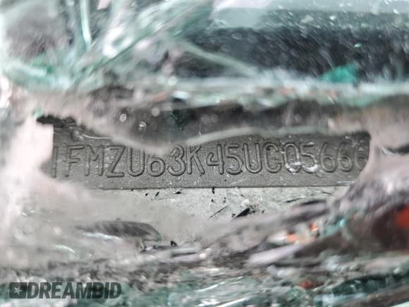 ✅ 2005 Ford Explorer XLT • VIN: 1FMZU63K45UC05666 • Лот: 45908855. Опубликован ранее на Copart с пробегом Не указан. Бесплатный доступ к архиву аукционных продаж из США и подробный отчёт об истории автомобиля на DreamBid. Изображение 14.