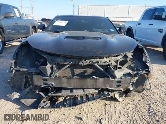 ✅ 2019 Chevrolet Camaro 2SS • VIN: 1G1FH1R73K0159079 • Lot: 43411576. Wystawiony na IAAI z przebiegiem 99 405 mil. Bezpłatny archiwum sprzedaży aukcyjnych z USA i szczegółowy raport historii pojazdu na DreamBid. Zdjęcie 6.