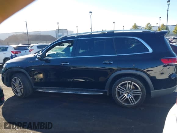 ✅ 2022 Mercedes-Benz GLS 450 • VIN: 4JGFF5KE8NA778235 • Lot: 43525894. Listed on IAAI with 32,837 mi. Free auction sales archive from the USA and detailed vehicle history report at DreamBid. Image 14.