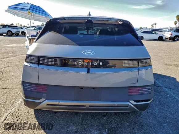 ✅ 2023 Hyundai Ioniq 5 SEL • VIN: KM8KN4AE8PU172562 • Lot: 94503485. Listed on Copart with 26,023 mi. Free auction sales archive from the USA and detailed vehicle history report at DreamBid. Image 6.