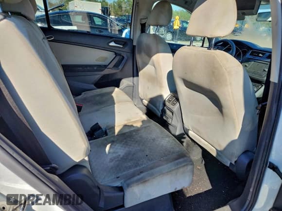 ✅ 2019 Volkswagen Tiguan S • VIN: 3VV1B7AX1KM015417 • Lot: 95194405. Listed on Copart with 55,973 mi. Free auction sales archive from the USA and detailed vehicle history report at DreamBid. Image 11.