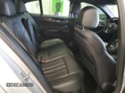 ✅ 2018 BMW 5 Series 540i • VIN: WBAJE5C5XJG918502 • Lot: 44766125. Wystawiony na Copart z przebiegiem 41 805 mil. Bezpłatny archiwum sprzedaży aukcyjnych z USA i szczegółowy raport historii pojazdu na DreamBid. Zdjęcie 11.