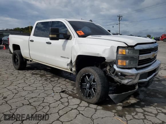 ✅ 2015 Chevrolet Silverado 2500HD LT • VIN: 1GC1KVE86FF169973 • Лот: 81327335. Опубликован ранее на Copart с пробегом 225 591 миль. Бесплатный доступ к архиву аукционных продаж из США и подробный отчёт об истории автомобиля на DreamBid. Изображение 4.