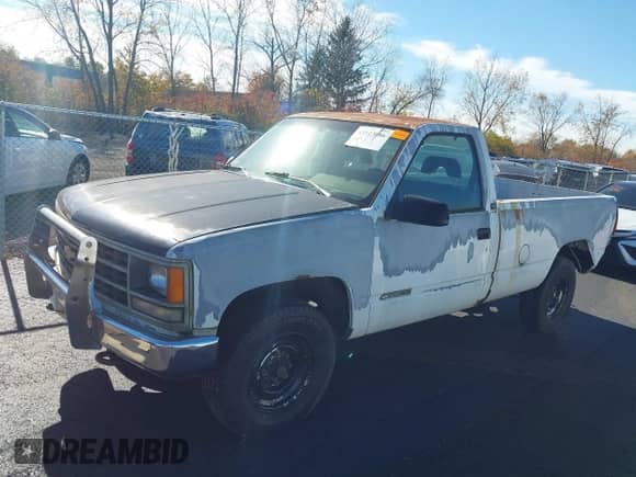 1993 Chevrolet Silverado 2500 with VIN 1GCGC24K2PE206155, listed as a IAAI auction lot 43523086 with 179,941 mi miles and . Bid and sale history available at DreamBid. Image 2.