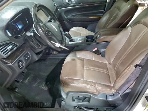 ✅ 2013 Lincoln MKT EcoBoost • VIN: 2LMHJ5AT4DBL50189 • Lot: 94309445. Wystawiony na Copart z przebiegiem 119 352 mil. Bezpłatny archiwum sprzedaży aukcyjnych z USA i szczegółowy raport historii pojazdu na DreamBid. Zdjęcie 7.