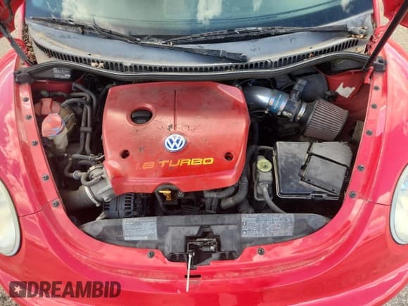 ✅ 2000 Volkswagen Beetle GLX • VIN: 3VWDD21C9YM430514 • Lot: 70367375. Wystawiony na Copart z przebiegiem 127 964 mil. Bezpłatny archiwum sprzedaży aukcyjnych z USA i szczegółowy raport historii pojazdu na DreamBid. Zdjęcie 11.