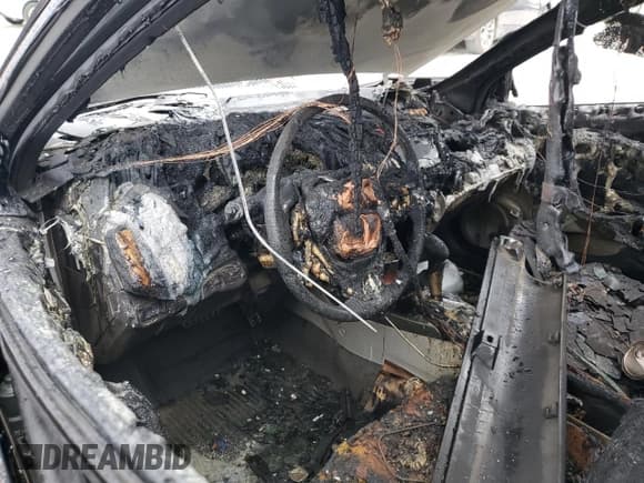 ✅ 2011 Honda CR-Z EX • VIN: JHMZF1D6XBS015265 • Lot: 71349994. Wystawiony na Copart z przebiegiem Nie podano. Bezpłatny archiwum sprzedaży aukcyjnych z USA i szczegółowy raport historii pojazdu na DreamBid. Zdjęcie 8.