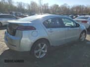 ✅ 2011 Chevrolet Volt • VIN: 1G1RD6E44BU102108 • Lot: 80819824. Wystawiony na Copart z przebiegiem 63 743 mil. Bezpłatny archiwum sprzedaży aukcyjnych z USA i szczegółowy raport historii pojazdu na DreamBid. Zdjęcie 3.