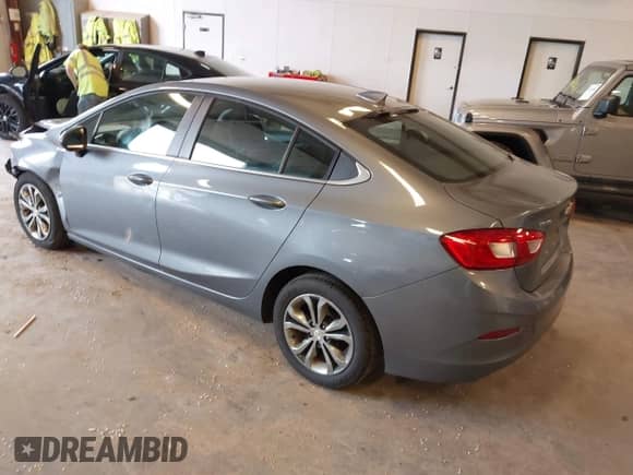 ✅ 2019 Chevrolet Cruze LT • VIN: 1G1BE5SM8K7139173 • Lot: 42255981. Wystawiony na IAAI z przebiegiem 154 876 mil mil. Skorzystaj z bezpłatnego archiwum sprzedaży aukcyjnych z USA i zobacz szczegółowy raport historii pojazdu na DreamBid. Zdjęcie 3.