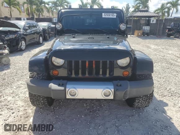 ✅ 2011 Jeep Wrangler Sahara • VIN: 1J4GA5D16BL550388 • Lot: 82650165. Listed on Copart with 197,063 mi. Free auction sales archive from the USA and detailed vehicle history report at DreamBid. Image 5.