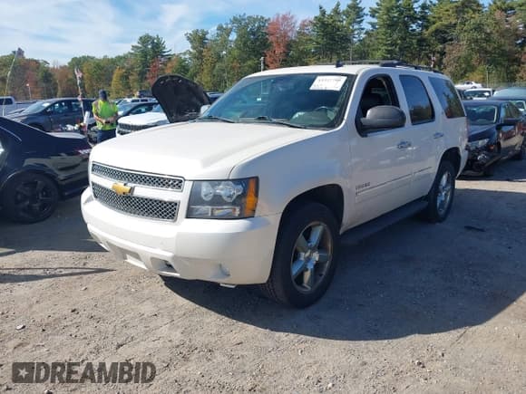 ✅ 2012 Chevrolet Tahoe LTZ • VIN: 1GNSKCE04CR116578 • Lot: 43337709. Listed on IAAI with 251,212 mi. Free auction sales archive from the USA and detailed vehicle history report at DreamBid. Image 18.
